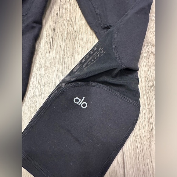 ALO LEGGINGS - 2 pairs - mesh legging - 28” over the heel, 23” - black - Picture 4 of 6